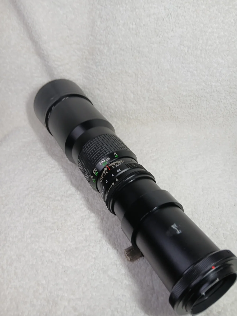 Quantaray70-300mm Telephoto Camera Lens with Detachable Hood